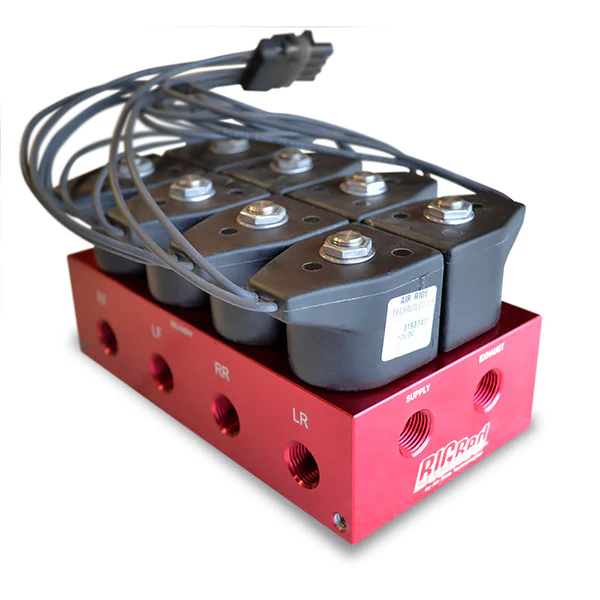 RideTech 30154700 - 4-Way Analog Ride Pro Big Red Compressor System, 5 Gallon - Image 3